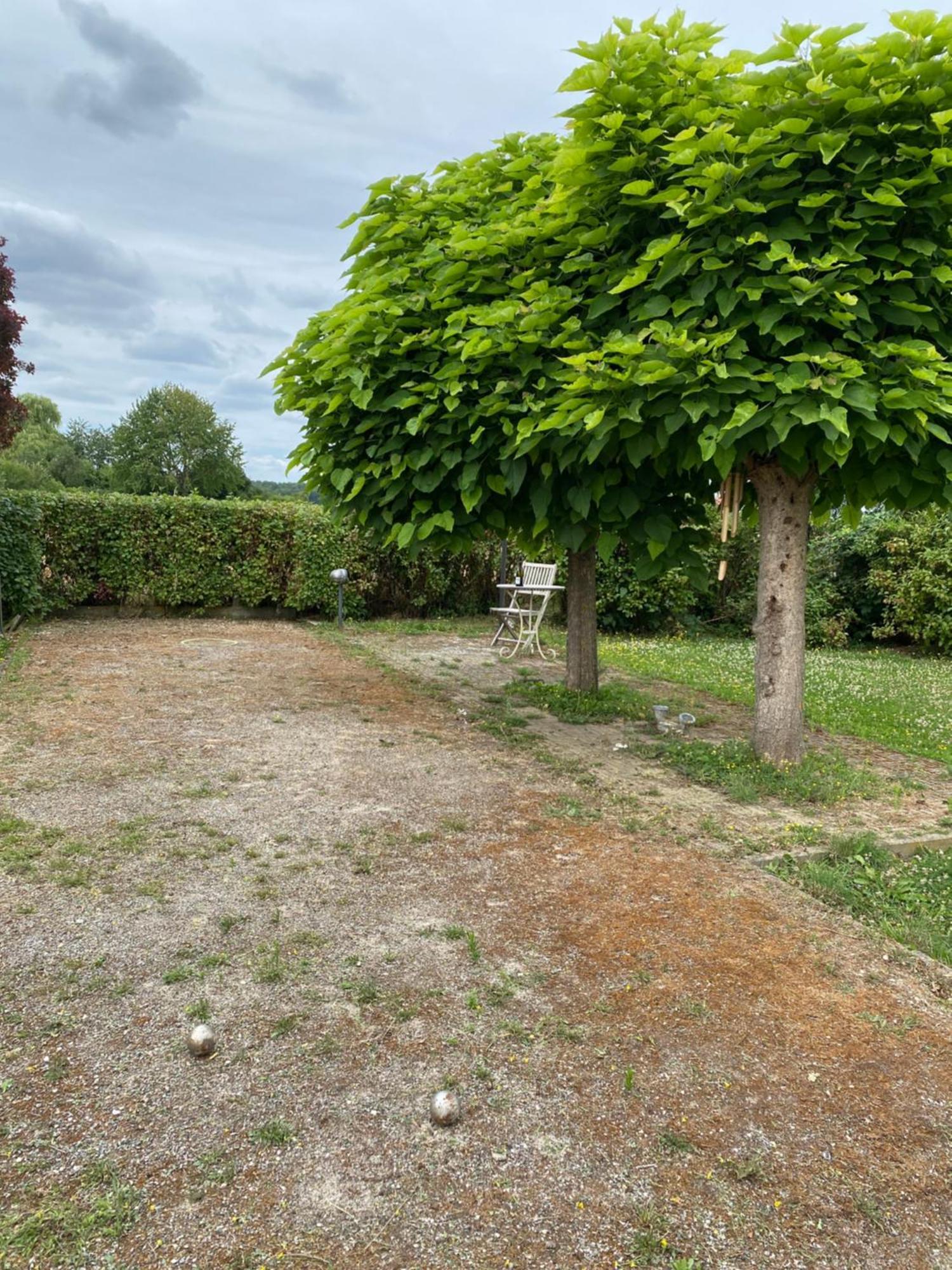 La Cle Des Champs Bed & Breakfast Jodoigne ภายนอก รูปภาพ